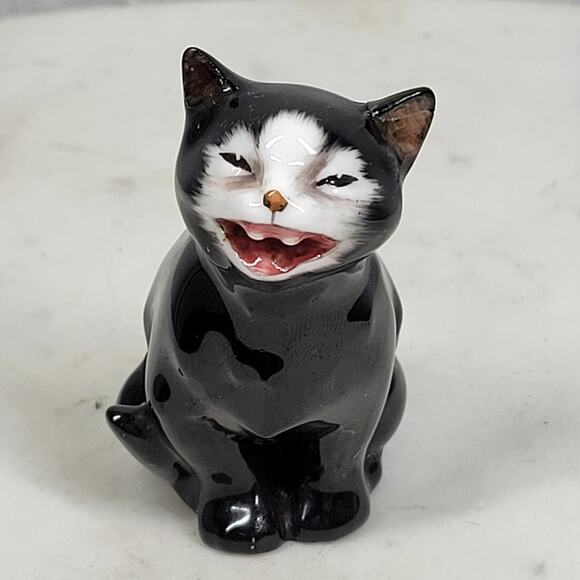Royal Doulton Lucky Cat Miniature 2.5" Black Bone China Anthropomorphic England - Picture 3 of 16